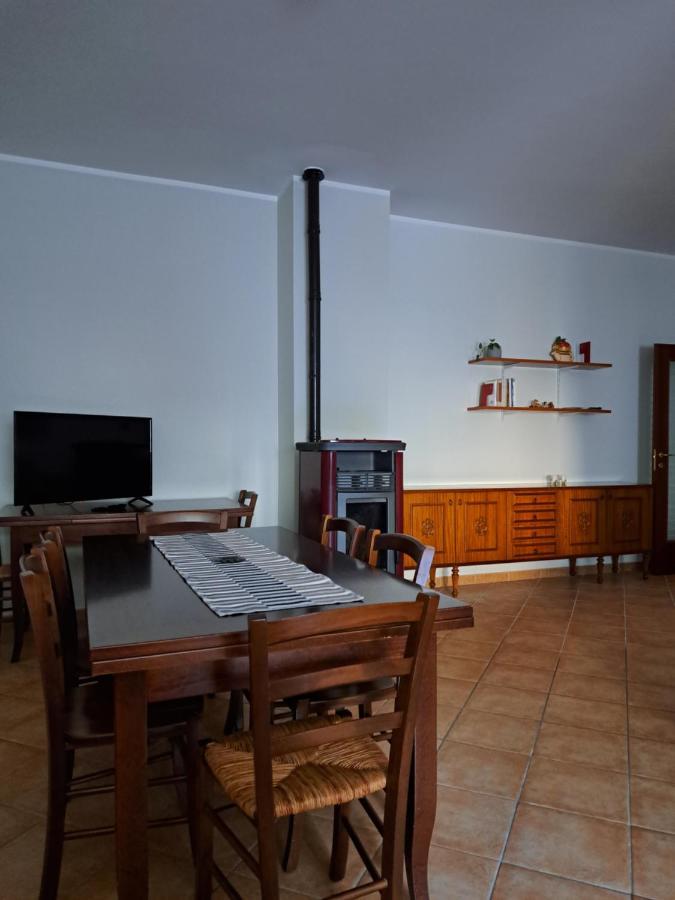 La Casa Di Mezzo-Affitti Brevi-Zona Ospedali Villa Busso Kültér fotó